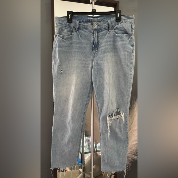 Old Navy Blue Boyfriend Jeans with Distressed Details - Picture 1 of 8